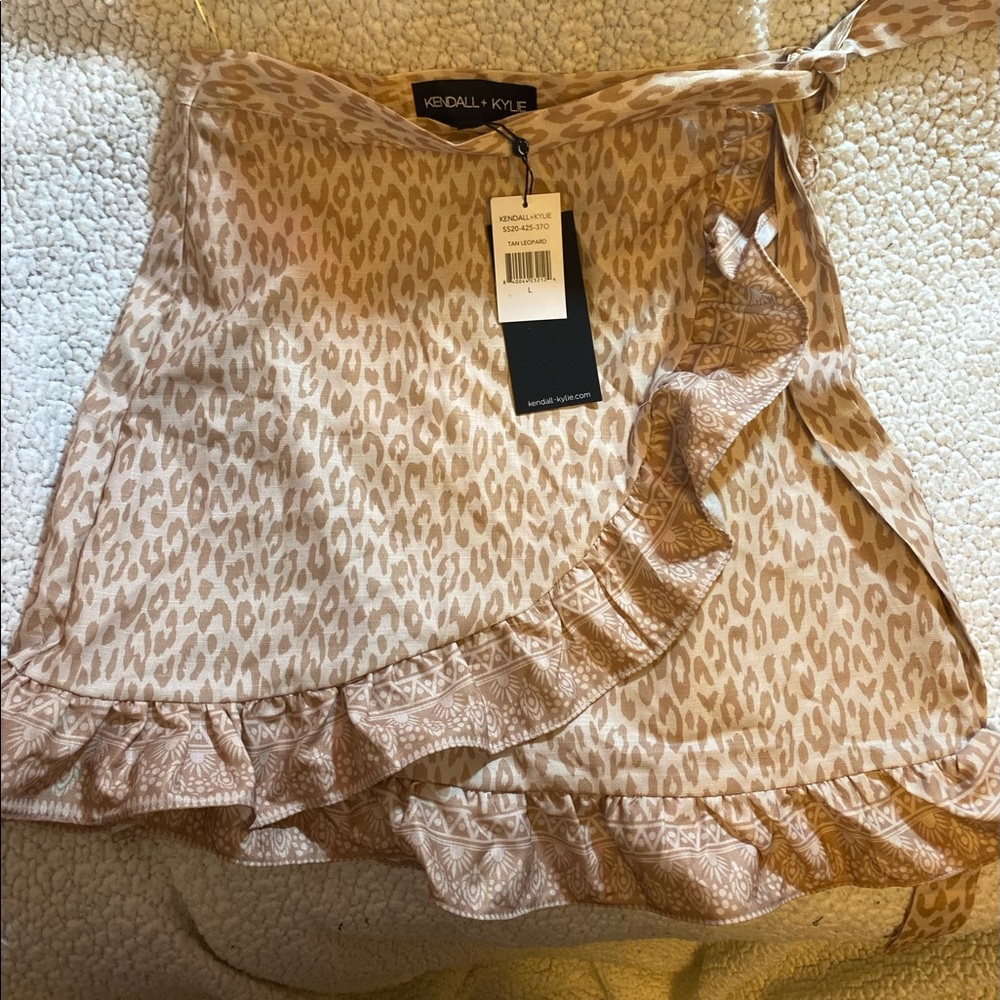Kendall and Kylie wrap skirt